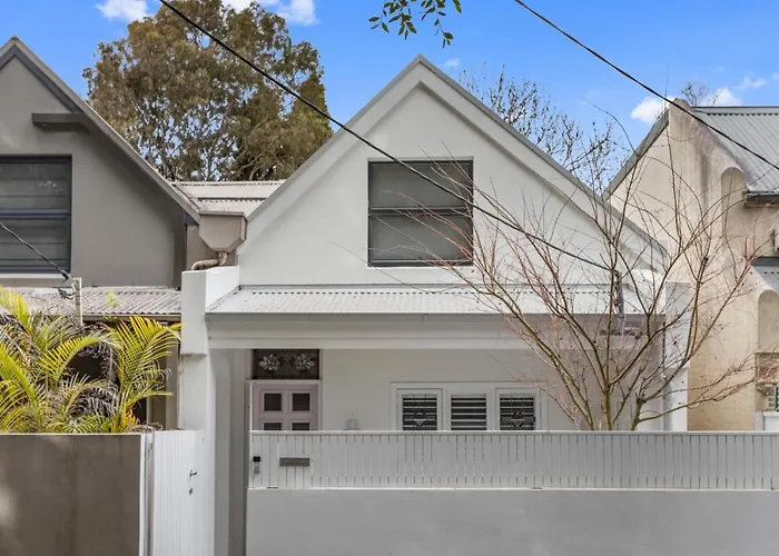 Newtown Haven Villa Sydney